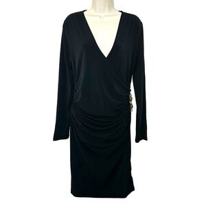 Chic Black V-Neck Long Sleeve Dress